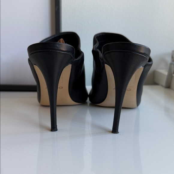 Aldo Black Leather Pointed Mules 9M - Picture 3 of 6